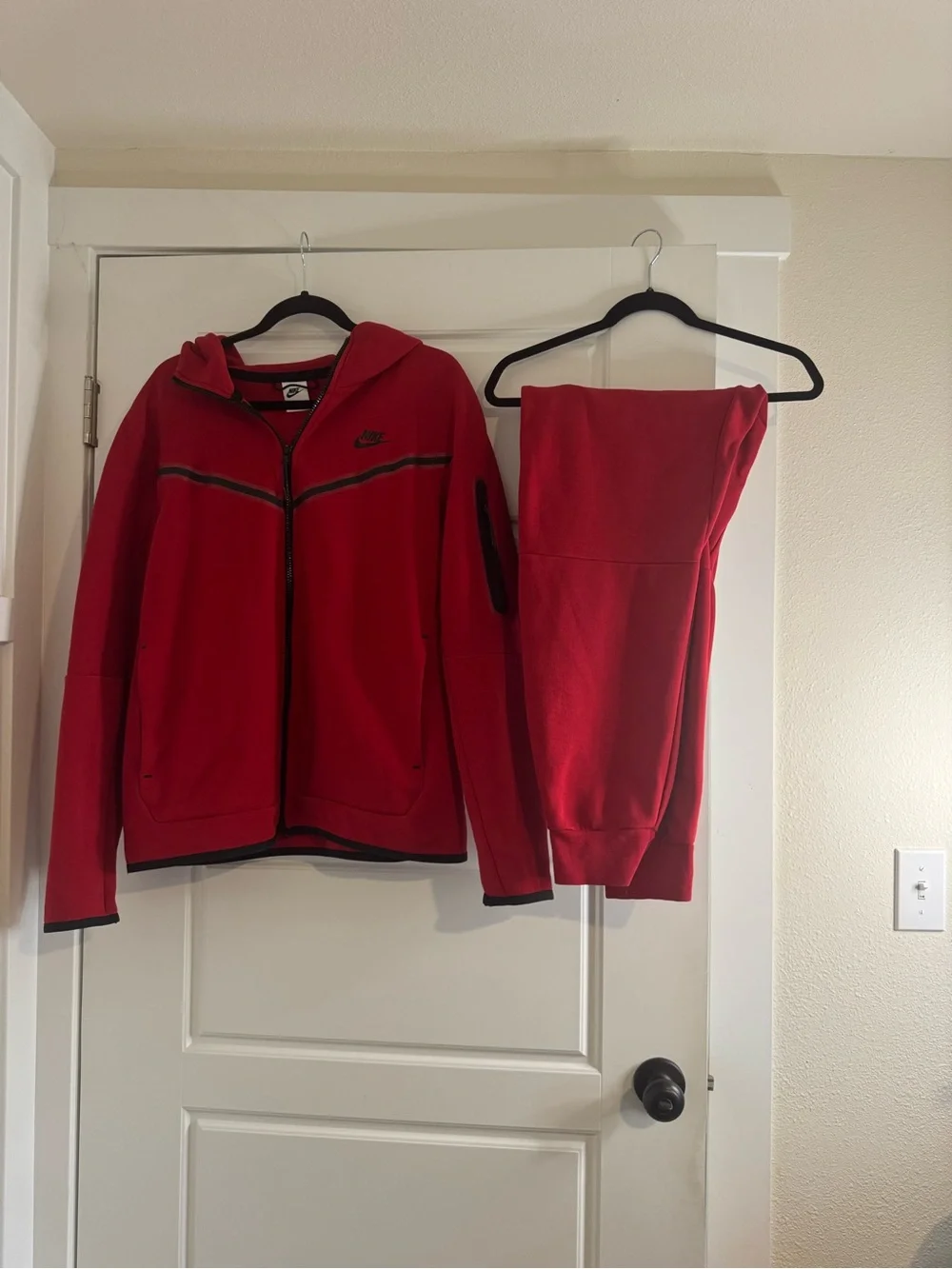 Women’s Nike Red Tech Fleece Full-Zip Hoodie and Matching Sweatpants Set